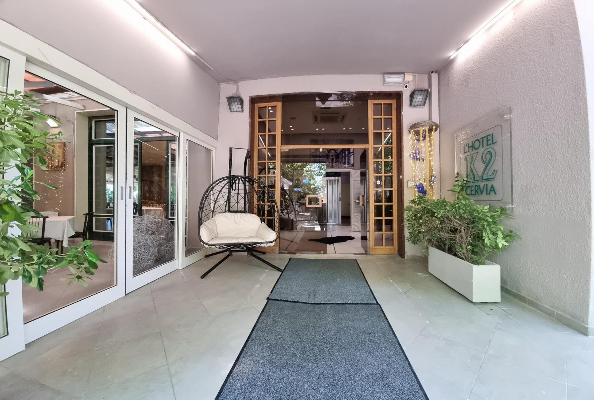 Hotel K2 Cervia 3 Stelle Sup Exterior photo