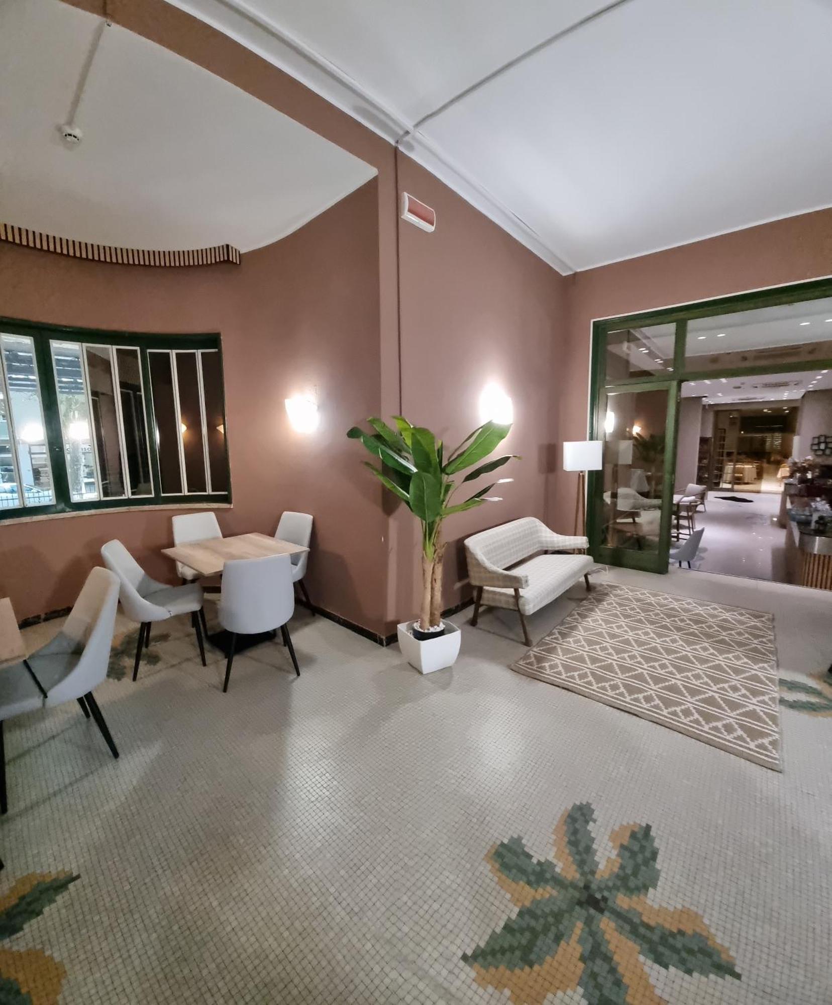 Hotel K2 Cervia 3 Stelle Sup Exterior photo